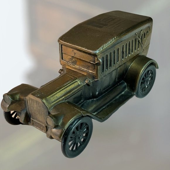 Twinsburg Banking Co. Ohio, Ford Model-T Car Metal Collectable Coin Bank Nice! - Picture 2 of 11